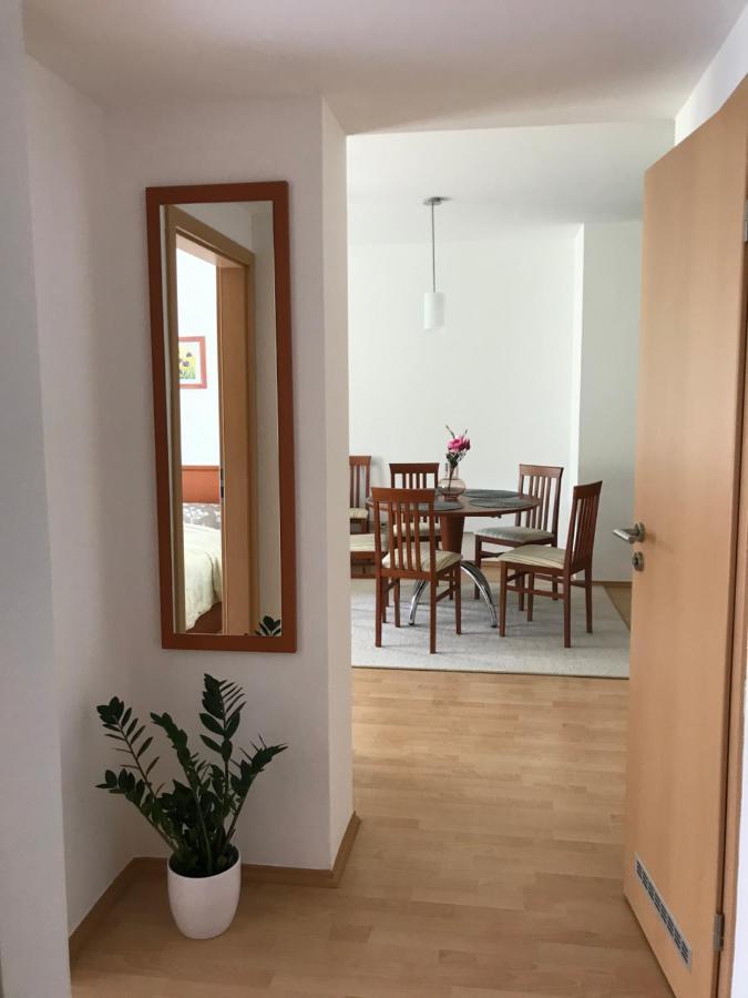 Lili Apartman Birdland Buekfuerdo מראה חיצוני תמונה