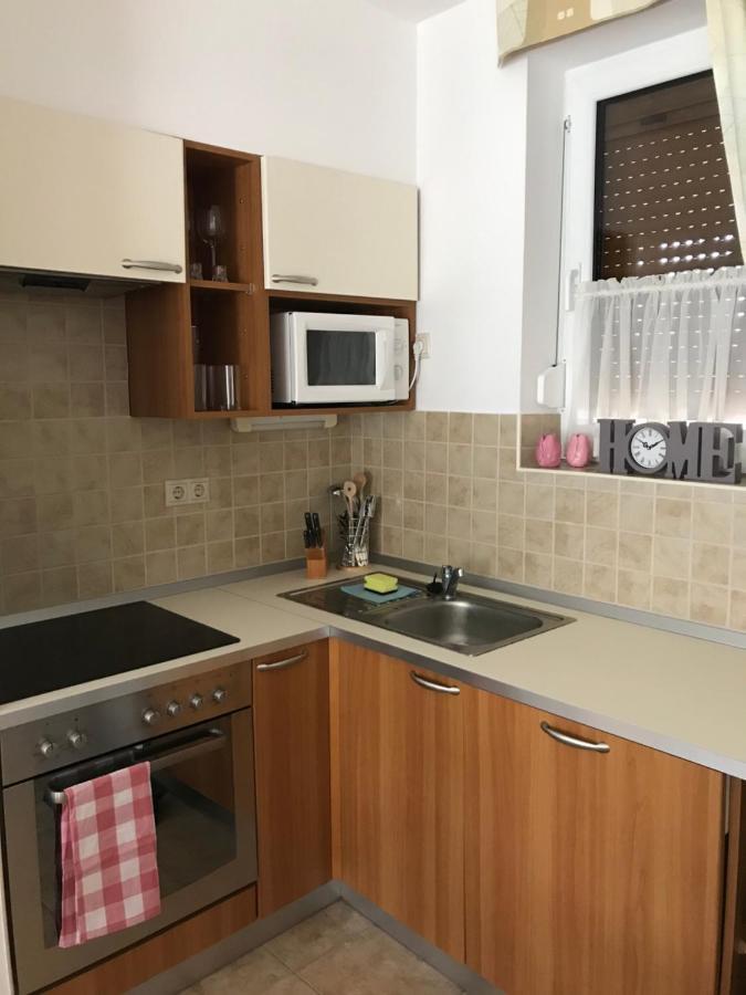 Lili Apartman Birdland Buekfuerdo מראה חיצוני תמונה